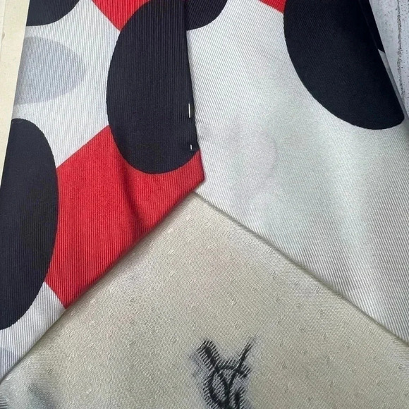 Yves Saint Laurent Vintage Silk Tie Red White and Black - Picture 7 of 7